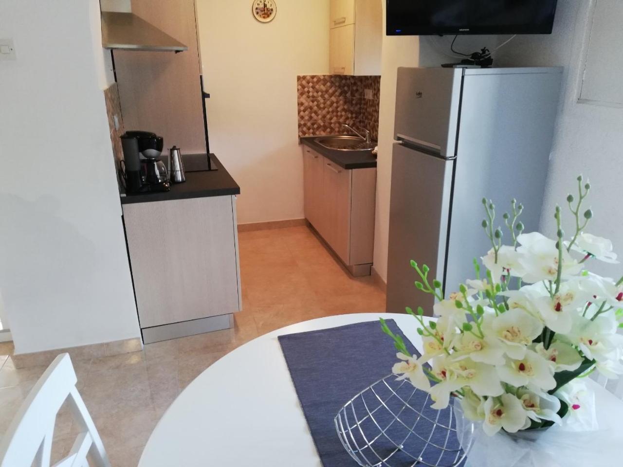 Apartment Surdic Valun Exteriér fotografie