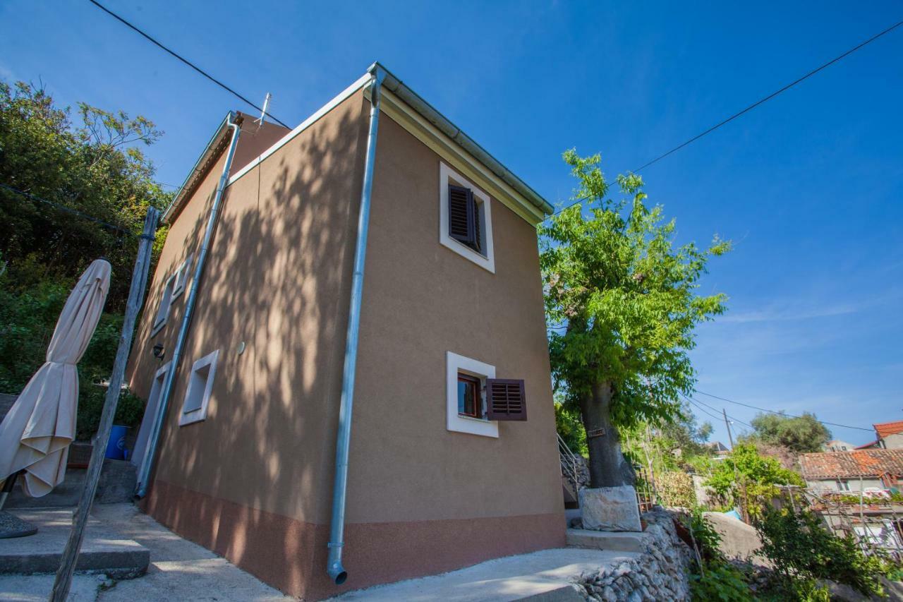 Apartment Surdic Valun Exteriér fotografie