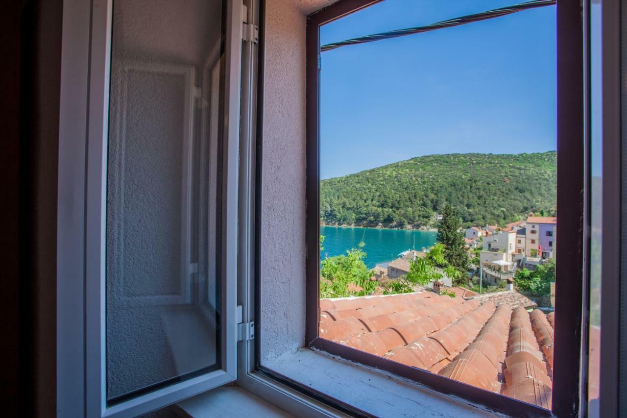 Apartment Surdic Valun Exteriér fotografie