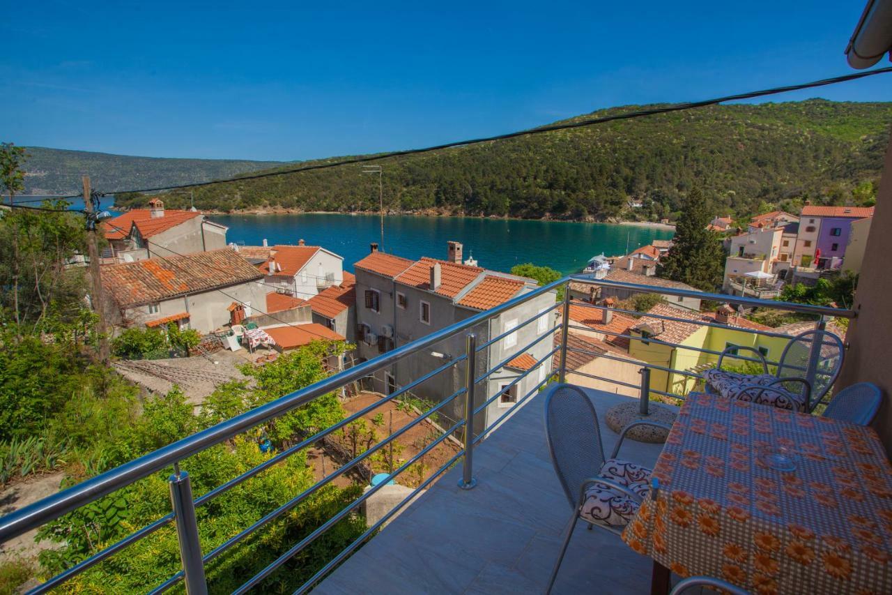 Apartment Surdic Valun Exteriér fotografie