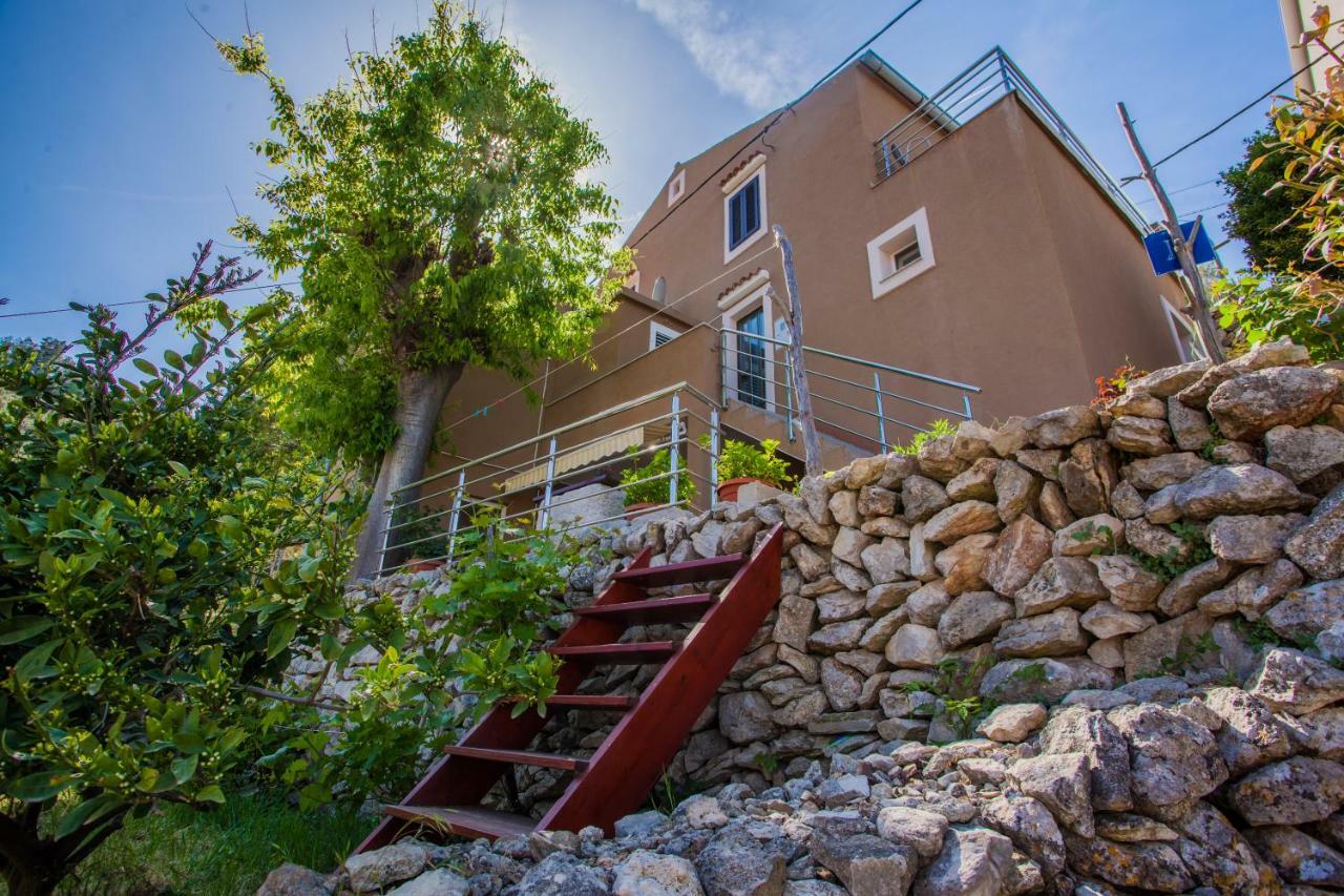Apartment Surdic Valun Exteriér fotografie